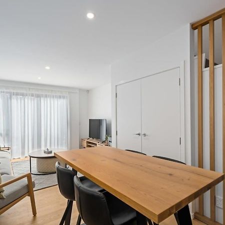 Alps And Lake Retreat Wanaka Albert Town Экстерьер фото