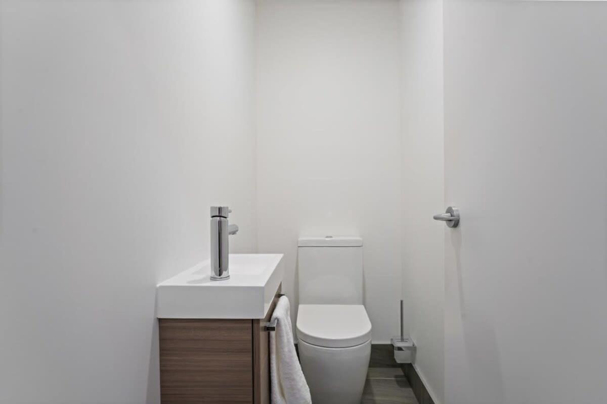 Alps And Lake Retreat Wanaka Albert Town Экстерьер фото