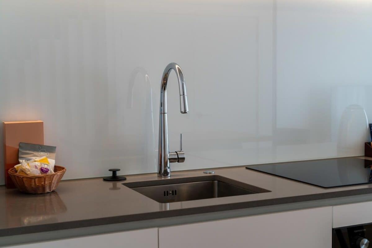 Alps And Lake Retreat Wanaka Albert Town Экстерьер фото