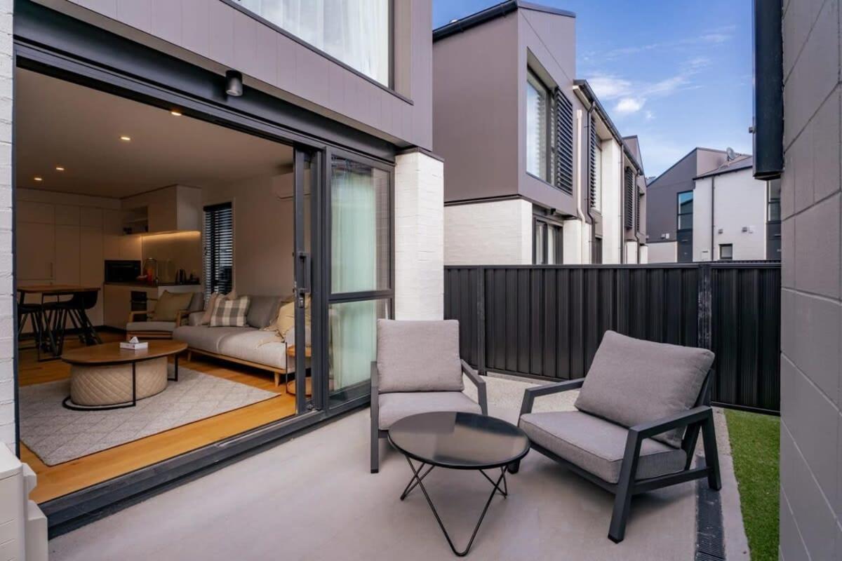 Alps And Lake Retreat Wanaka Albert Town Экстерьер фото