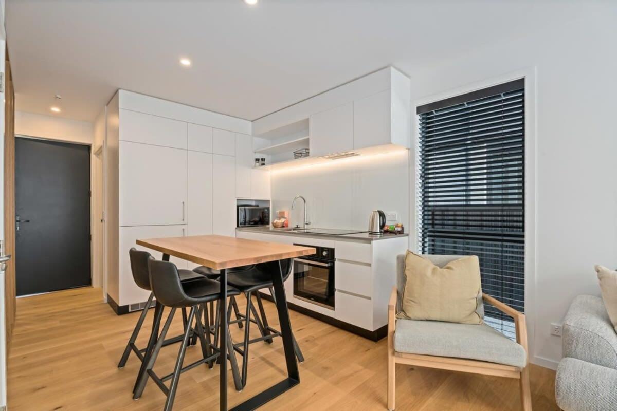 Alps And Lake Retreat Wanaka Albert Town Экстерьер фото