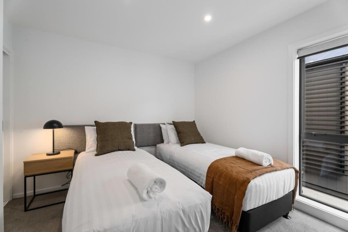 Alps And Lake Retreat Wanaka Albert Town Экстерьер фото