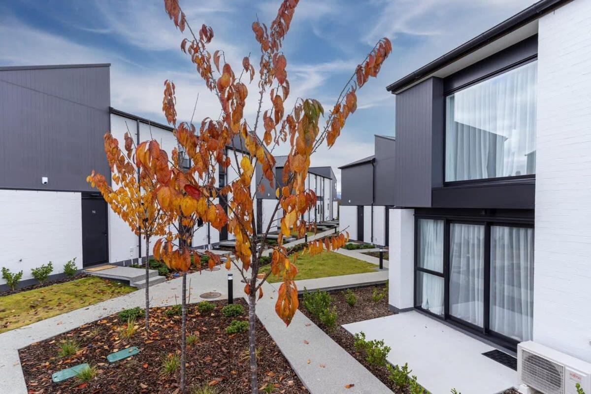 Alps And Lake Retreat Wanaka Albert Town Экстерьер фото